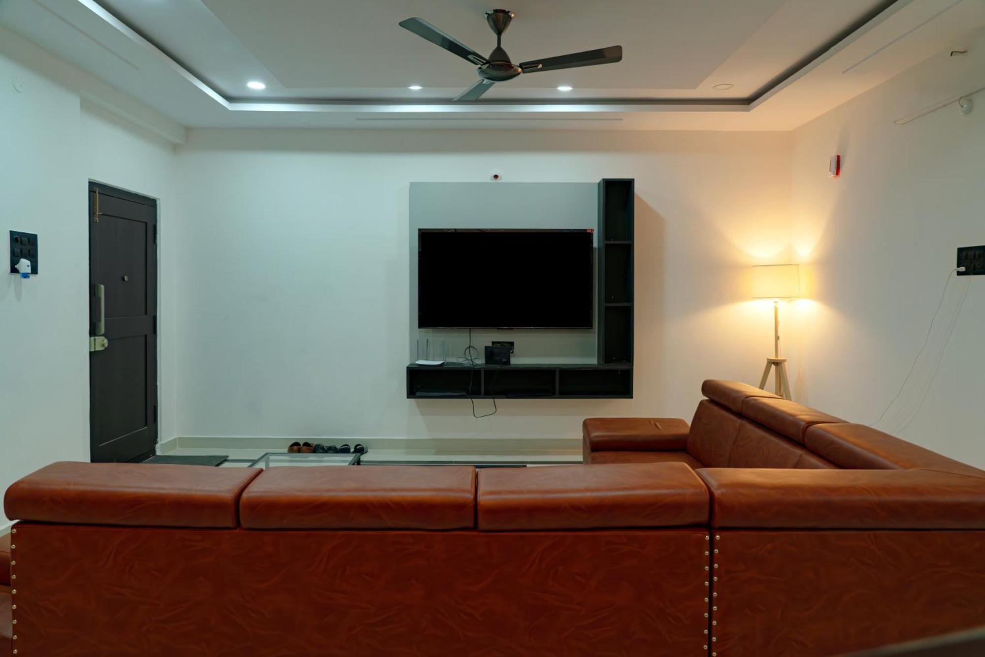 N Cube Serviced Apartments Хайдарабад Экстерьер фото