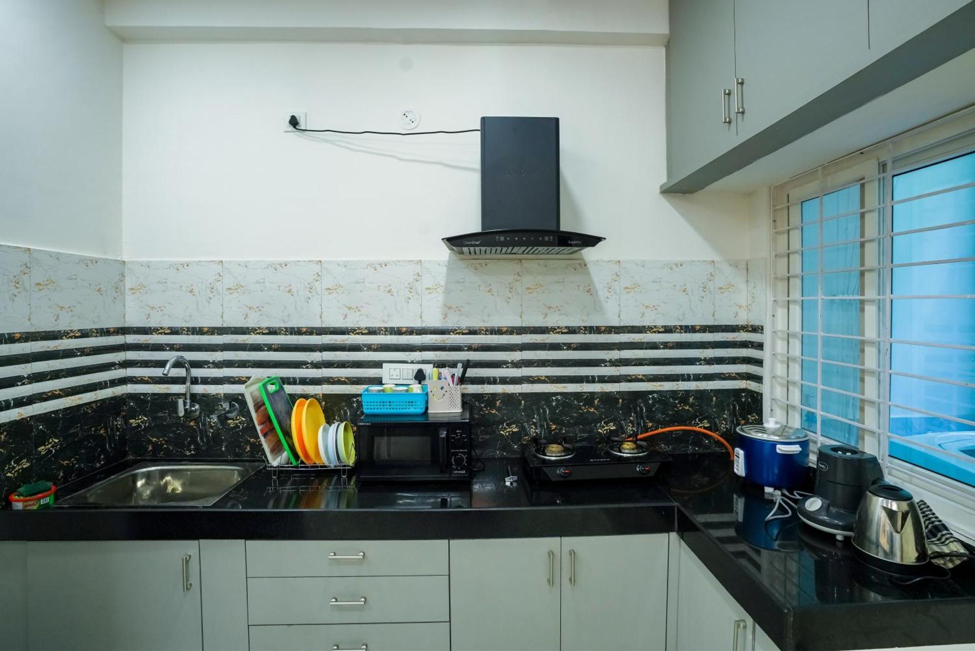 N Cube Serviced Apartments Хайдарабад Экстерьер фото
